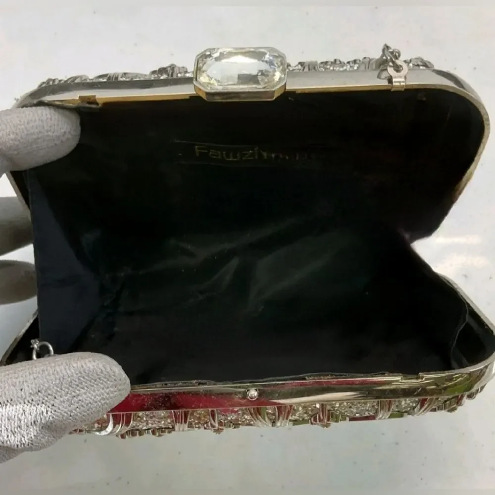 Fawzyia Designer Elegant Silver Clutch Purse Evening Cocktail Wedding Bridal Bag